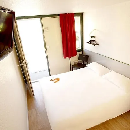 Premiere Classe Aeroport Marseille Hotel Vitrolles (Bouches-du-Rhone)