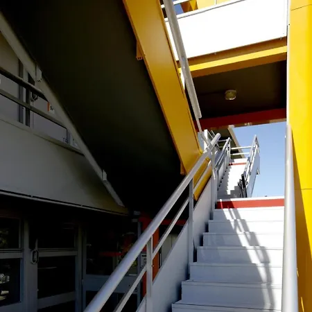 Premiere Classe Aeroport Marseille
